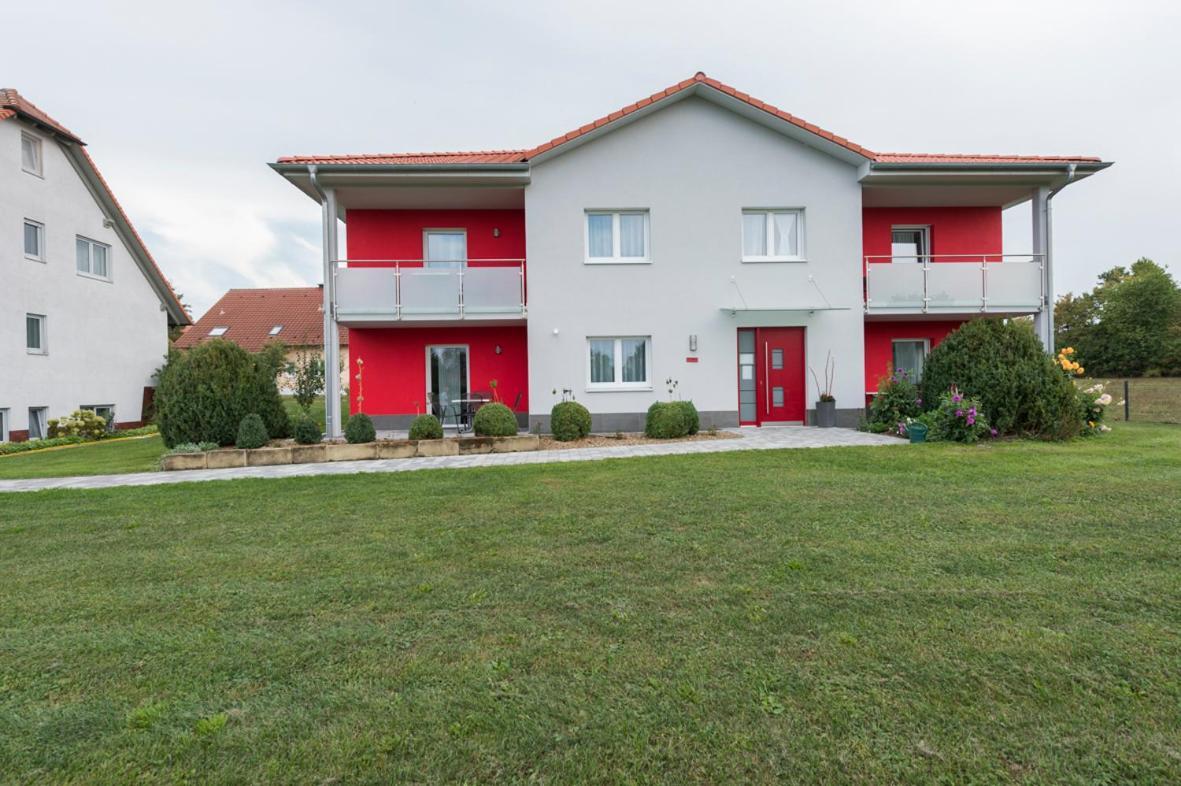 Hofmann'S Apartements & Ferienwohnungen Oberdachstetten Екстериор снимка
